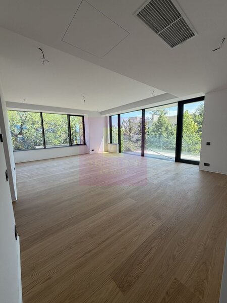 Apartament 4 camere ONE LAKE CLUB , LUX